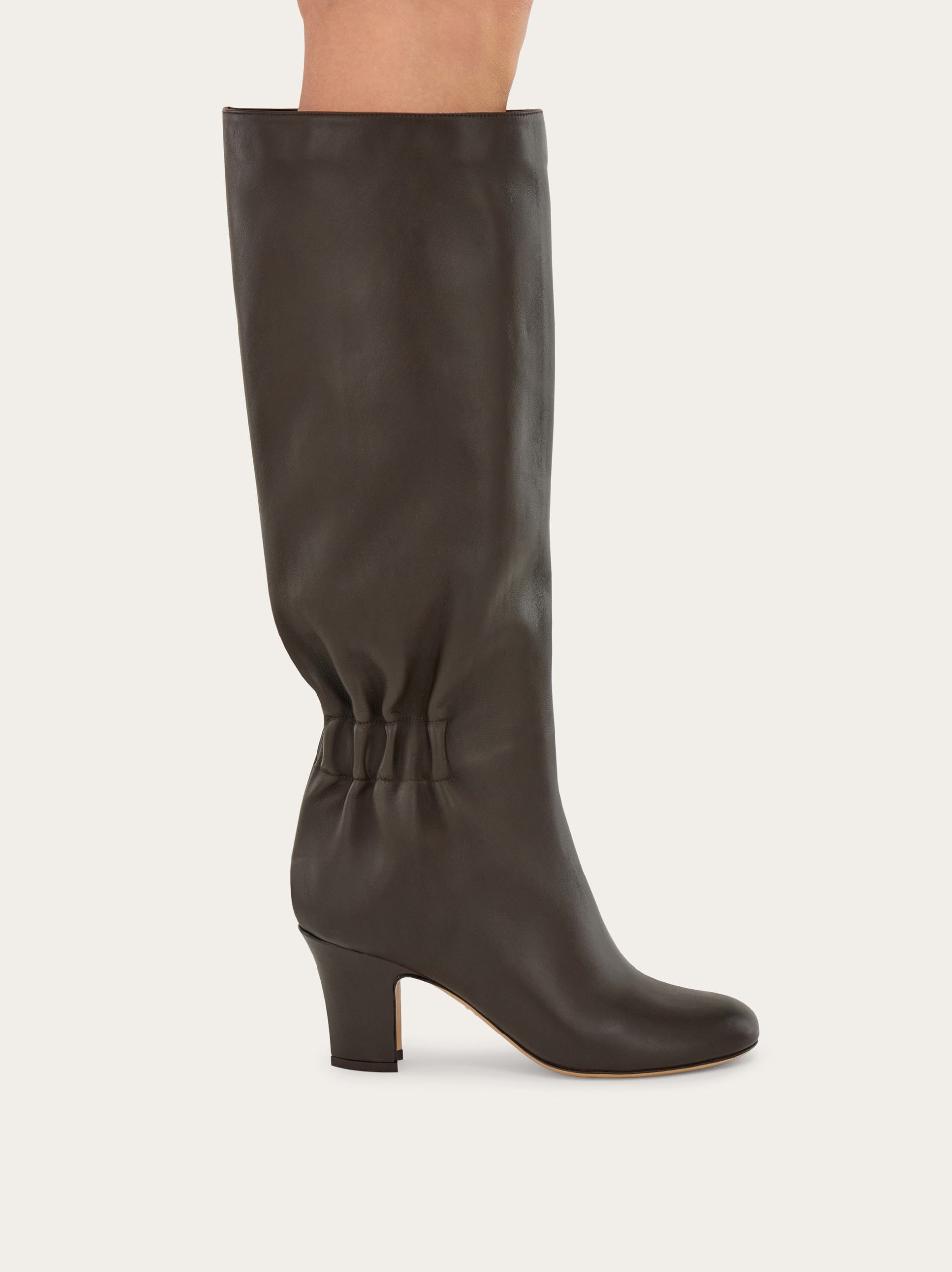 Ferragamo Knee boot with ruched detail - Image 3